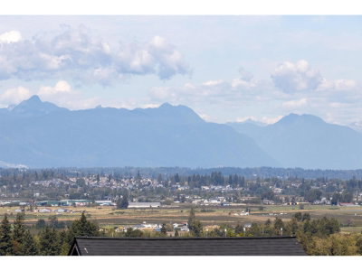 15833 26 Avenue | Surrey British Columbia | Slide Image Twenty-seven