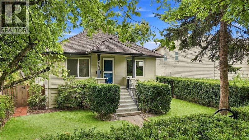 446 KELLY Street New Westminster British Columbia, V3L 3T9 - 4 Bedrooms Home For Sale