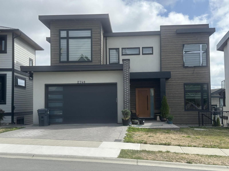 2748 MONTANA Place Abbotsford British Columbia, V3G 0G8 - 6 Bedrooms Home For Sale