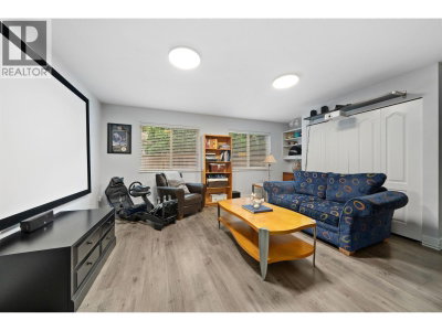 20316 123B Avenue | Maple Ridge British Columbia | Slide Image Twenty-five
