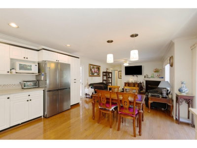 15898 99A Avenue | Surrey British Columbia | Slide Image Fifteen