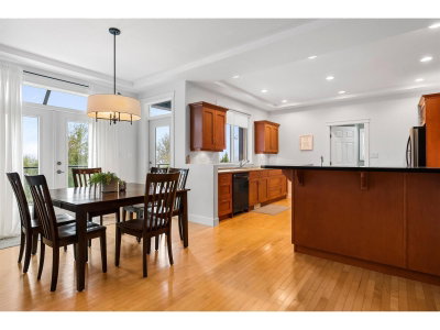 46052 BRIDLE RIDGE Crescent | Chilliwack British Columbia | Slide Image Twelve