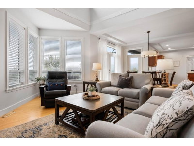 46052 BRIDLE RIDGE Crescent | Chilliwack British Columbia | Slide Image Seven