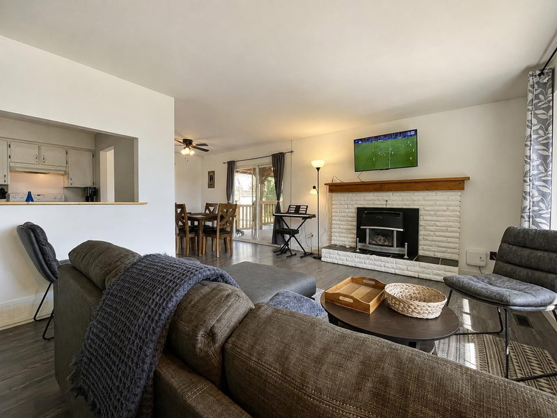 7912 BURDOCK Street Mission British Columbia, V2V 4Y1 - 3 Bedrooms Home For Sale