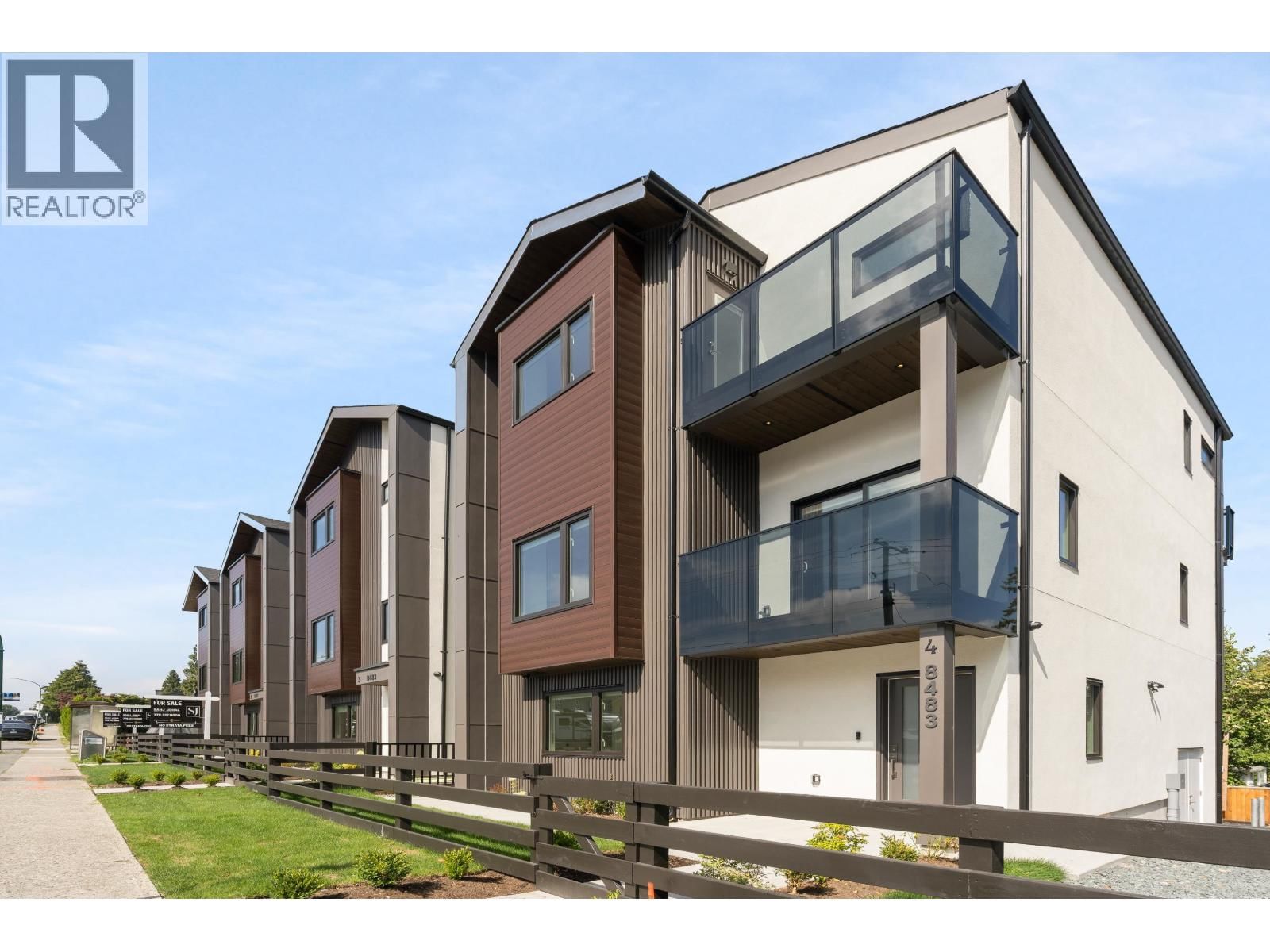 8483 16TH Avenue, Burnaby, British Columbia V3N 1S4