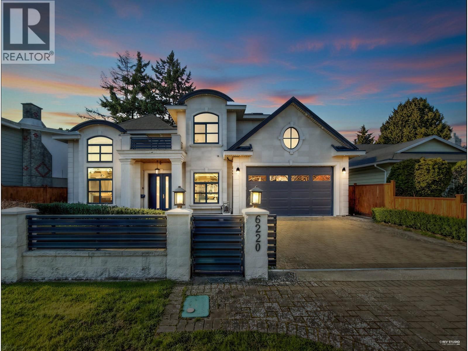6220 YEATS Crescent, Richmond, British Columbia V7E 4C9