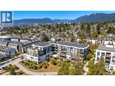 707 3 Street | North Vancouver British Columbia | Slide Image Three