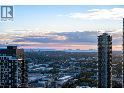 2008 ROSSER Avenue | Burnaby British Columbia | Slide Image Thirty-six