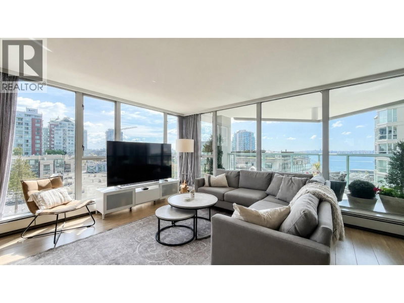 120 2ND Street North Vancouver British Columbia, V7M 1C3 - 2 Bedrooms Condo For Sale