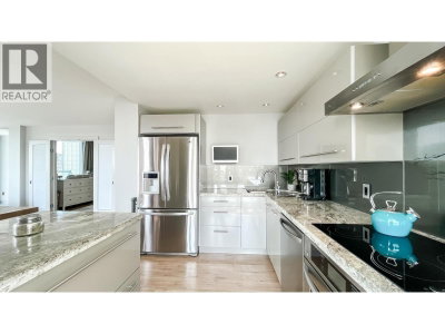 120 2ND Street | North Vancouver British Columbia | Slide Image Eight
