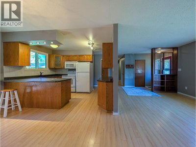 5663 TRENT Drive | Prince George British Columbia | Slide Image Fourteen