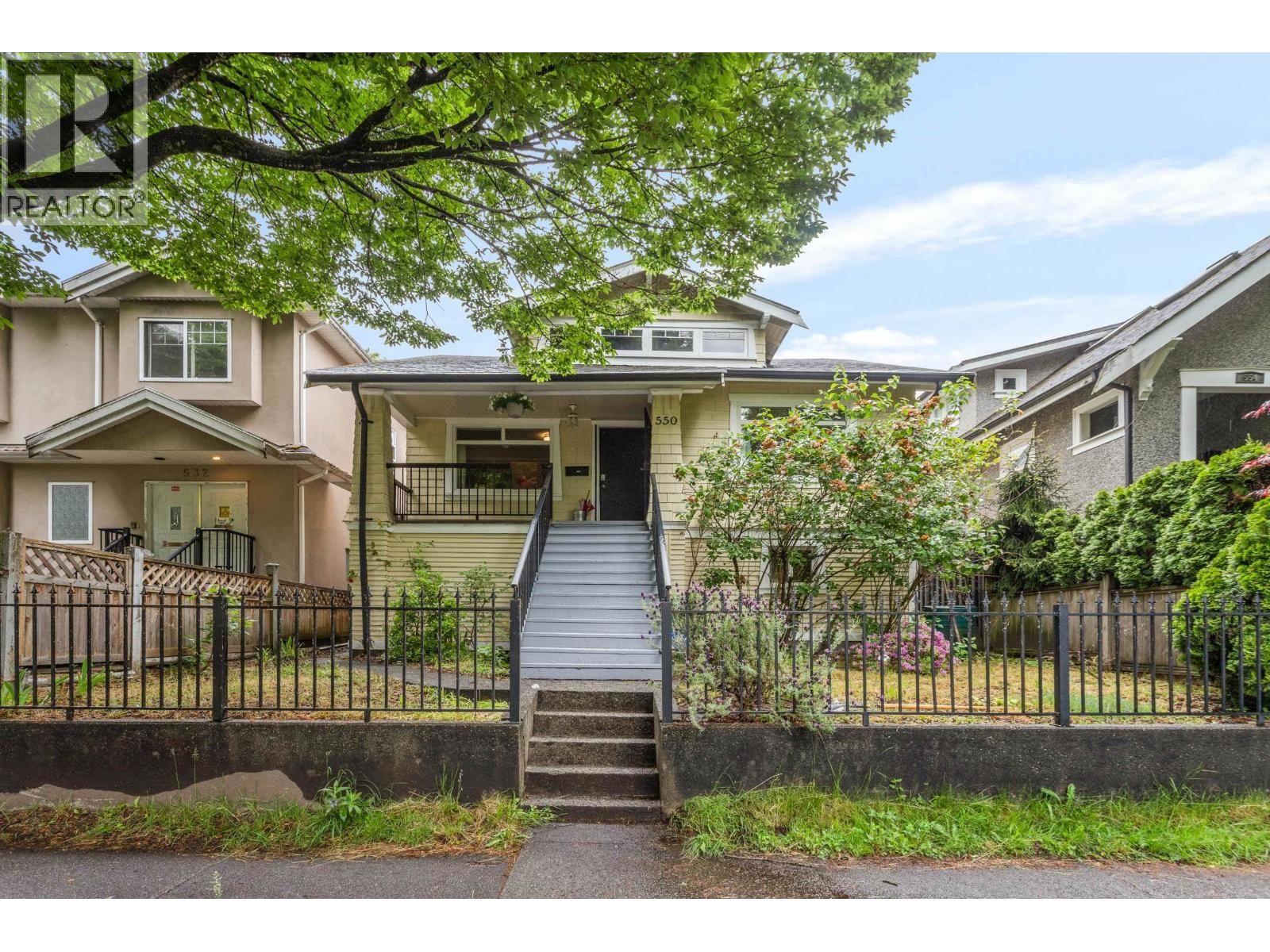 550 CASSIAR Street, Vancouver, British Columbia V5K 4M9