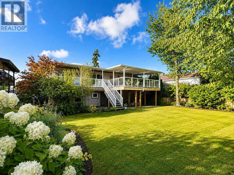 3391 STEVESTON Highway Richmond British Columbia, V7E 2J4 - 6 Bedrooms Home For Sale