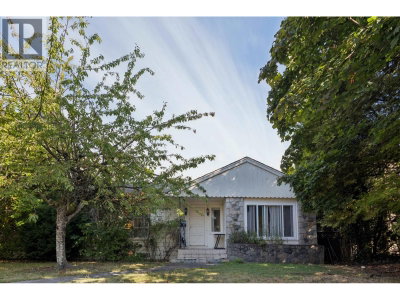 1441 49TH Avenue | Vancouver British Columbia | Slide Image Thirty-eight