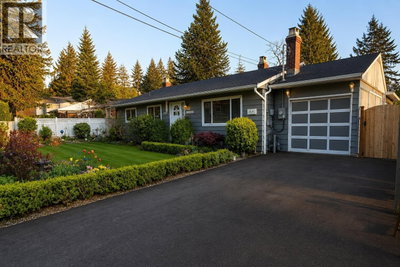 1350 BERKLEY Road | North Vancouver British Columbia | Slide Image Two