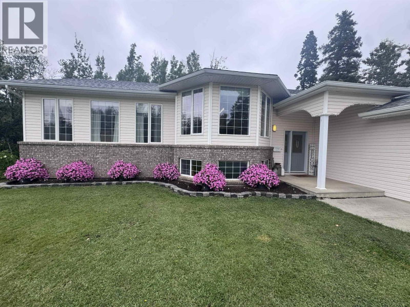 12236 242 Road Fort St. John British Columbia, V1J 8A9 - 5 Bedrooms Home For Sale