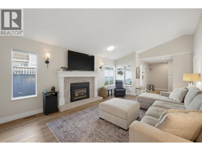 2865 GLEN Drive | Coquitlam British Columbia | Slide Image Ten