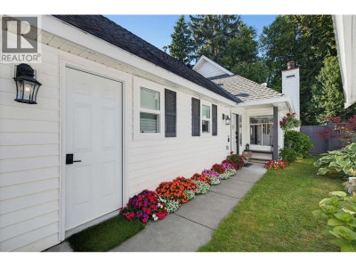 2865 GLEN Drive | Coquitlam British Columbia | Slide Image Three