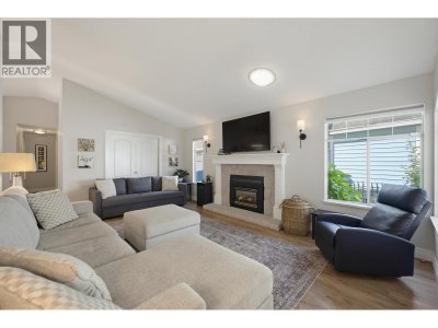 2865 GLEN Drive | Coquitlam British Columbia | Slide Image Five