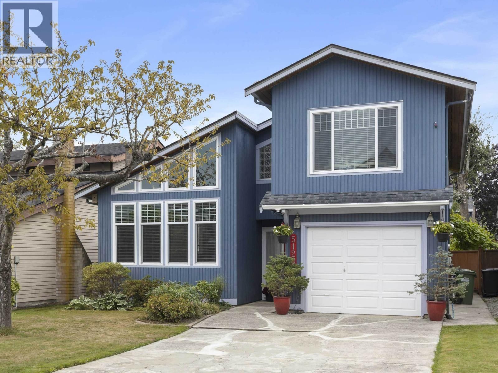 5120 HOLLYFIELD Avenue, Richmond, British Columbia V7E 4T8