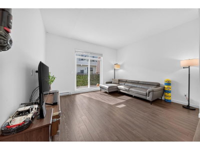 16678 25 Avenue | Surrey British Columbia | Slide Image Six