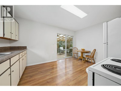 21513 SPRING Avenue | Maple Ridge British Columbia | Slide Image Eighteen