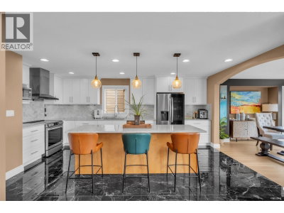 3032 MAPLEWOOD Court | Coquitlam British Columbia | Slide Image Thirteen