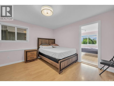 3032 MAPLEWOOD Court | Coquitlam British Columbia | Slide Image Thirty-four