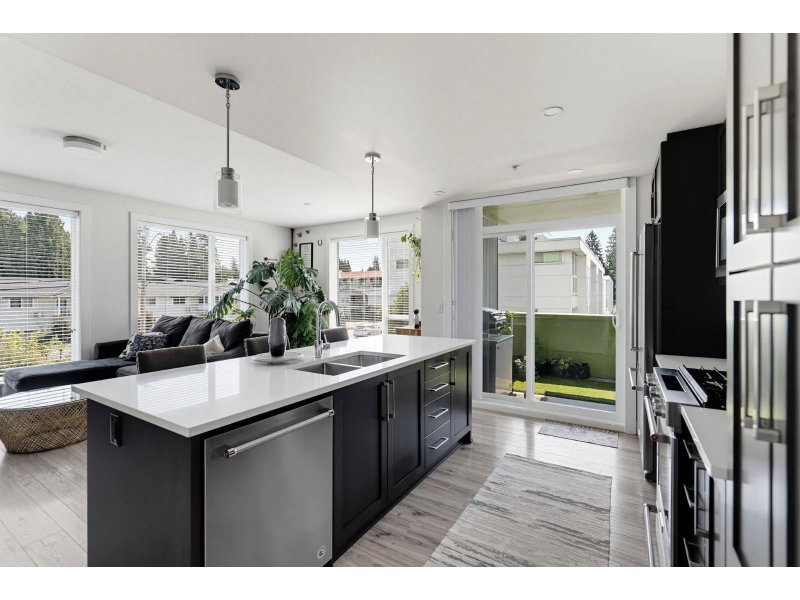 2565 WARE Street Abbotsford British Columbia, V2S 0J5 - 2 Bedrooms Condo For Sale