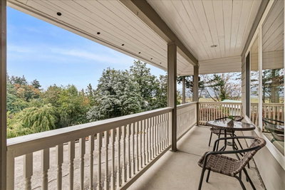 9951 HILLCREST Drive | Chilliwack British Columbia | Slide Image Four