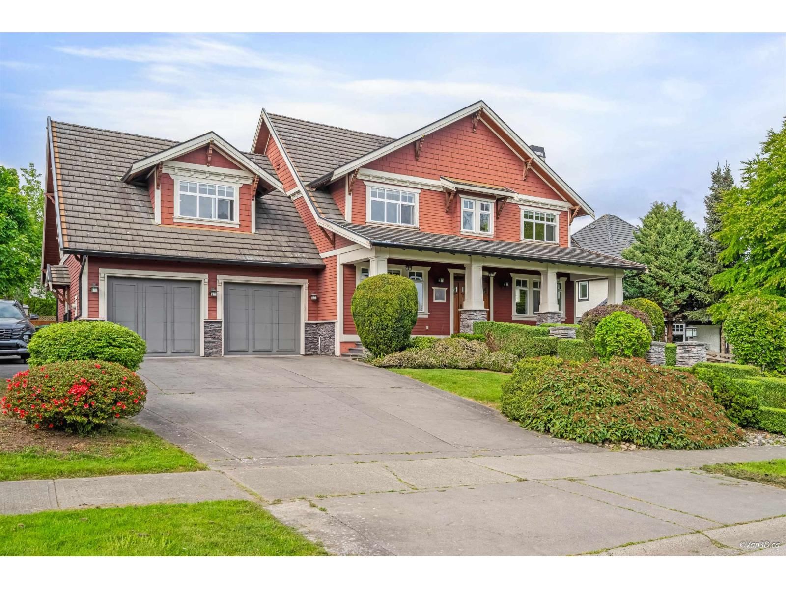 16383 HIGH PARK Avenue, Surrey, British Columbia V3Z 0M1