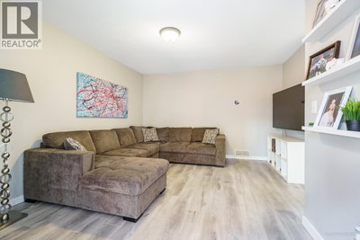 23151 HANEY | Maple Ridge British Columbia | Slide Image Thirteen