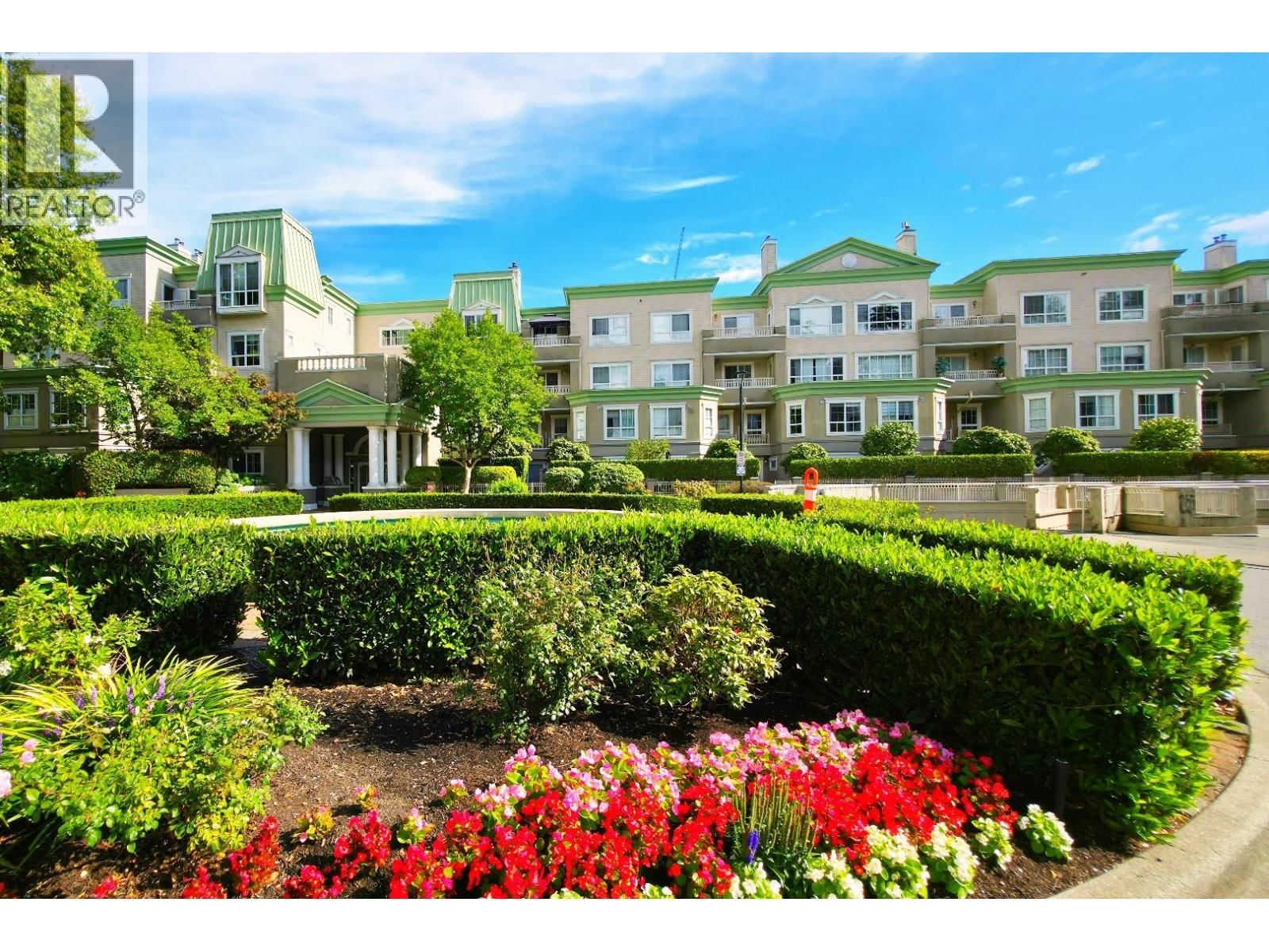 2970 PRINCESS Crescent, Coquitlam, British Columbia V3B 7R5