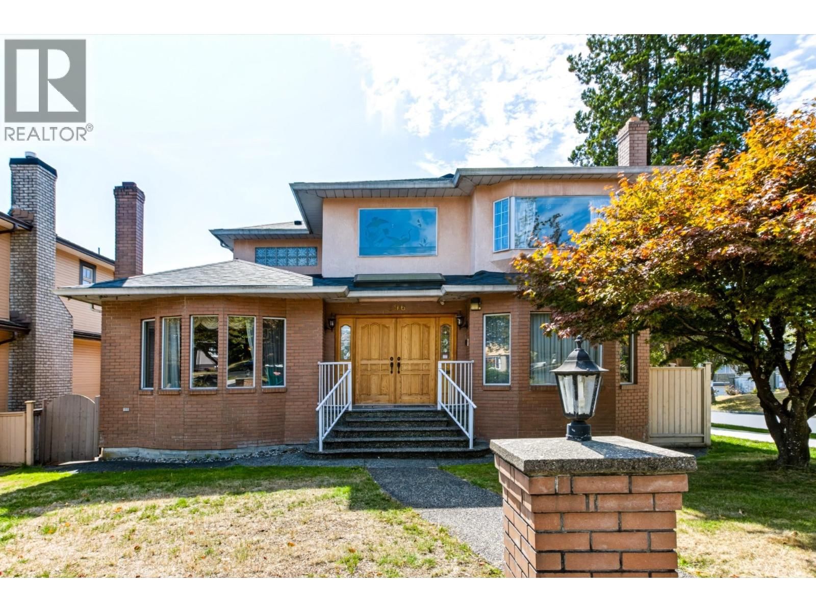 596 62ND Avenue, Vancouver, British Columbia V6P 2C9