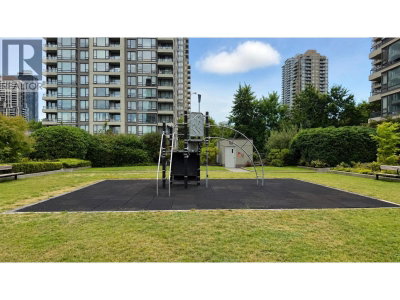 4118 DAWSON Street | Burnaby British Columbia | Slide Image Eighteen