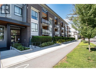 615 3RD Street | North Vancouver British Columbia | Slide Image Three