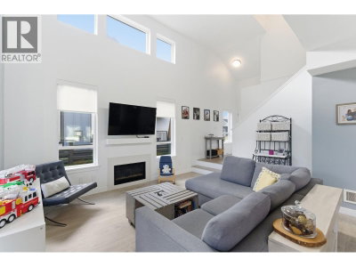  WREN Drive | Delta British Columbia | Slide Image Three