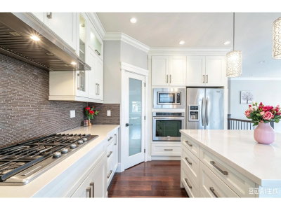 15807 BUENA VISTA Avenue | White Rock British Columbia | Slide Image Eleven