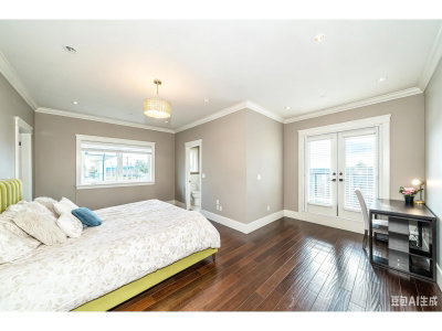 15807 BUENA VISTA Avenue | White Rock British Columbia | Slide Image Thirteen