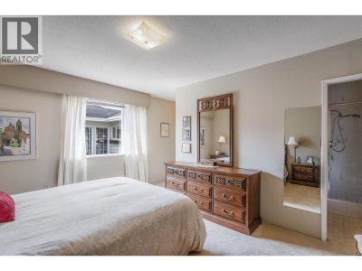 7800 SUNNYDENE Road | Richmond British Columbia | Slide Image Eleven