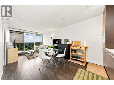 8131 NUNAVUT Lane | Vancouver British Columbia | Slide Image Four