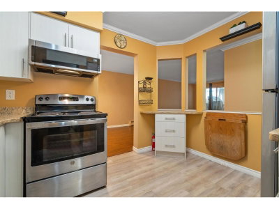 8725 ELM Drive | Chilliwack British Columbia | Slide Image Six