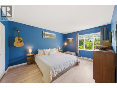 15 FOREST PARK Way | Port Moody British Columbia | Slide Image Twenty-one