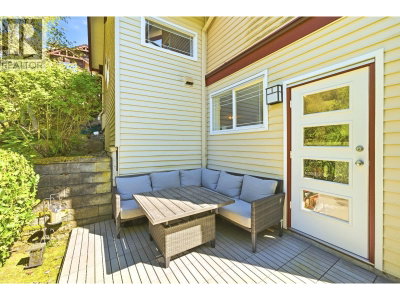 15 FOREST PARK Way | Port Moody British Columbia | Slide Image Five