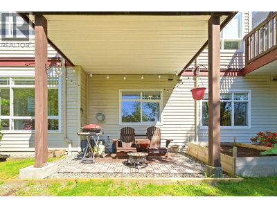 15 FOREST PARK Way | Port Moody British Columbia | Slide Image Nine