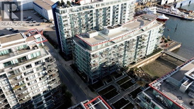 185 VICTORY SHIP Way | North Vancouver British Columbia | Slide Image Thirty-five