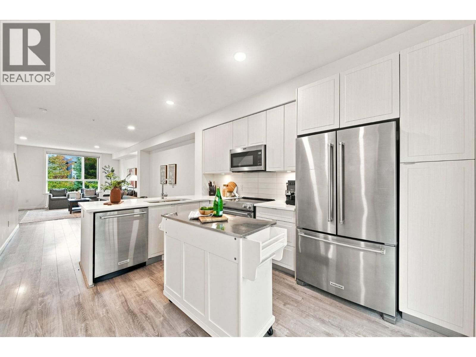 2332 RANGER Lane, Port Coquitlam, British Columbia V3B 0J4