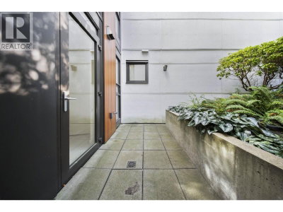 2095 44TH Avenue | Vancouver British Columbia | Slide Image Fourteen