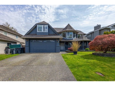 18139 CLAYTONWOOD Crescent | Surrey British Columbia | Slide Image Two