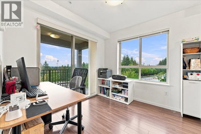 3156 DAYANEE SPRINGS Boulevard | Coquitlam British Columbia | Slide Image Thirteen